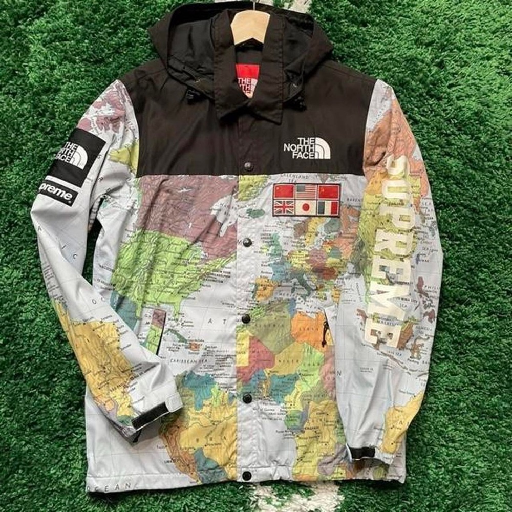 Supreme x The North Face Expedition Atlas Map Jacket Size SMALL